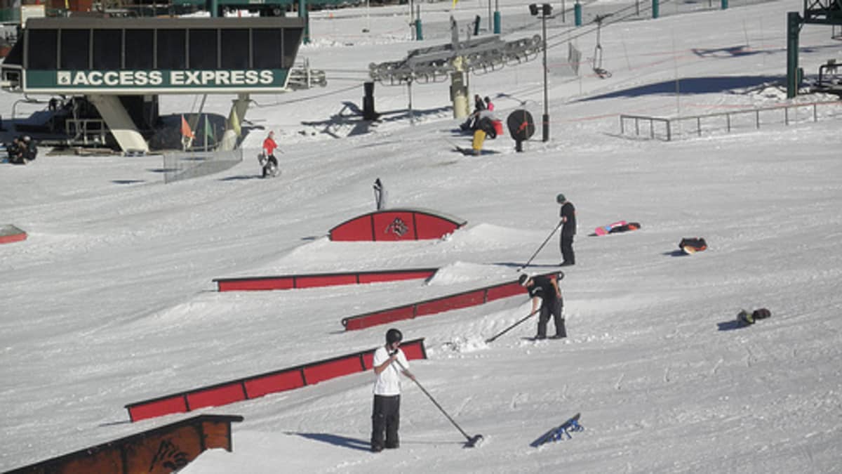 Snowmaking at Big Bear Mountain Resort