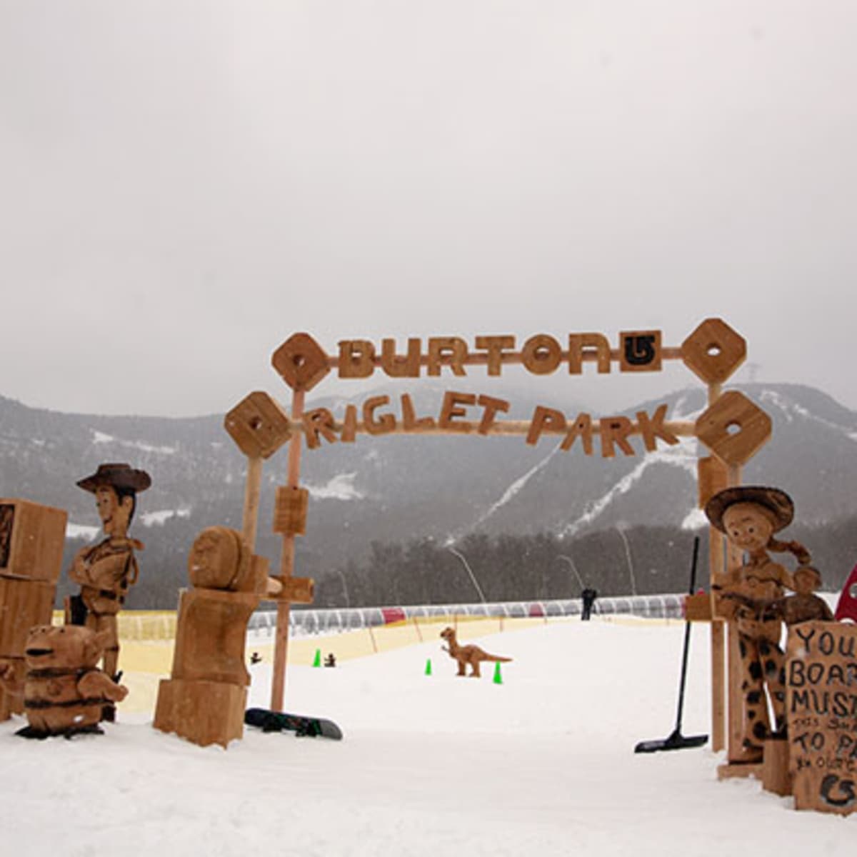 BURTON SNOWBOARDS BRINGS A NEW RIGLET PARK TO JAY PEAK RESORT FEATURING  DISNEY·PIXAR TOY STORY THEME - Snowboarder