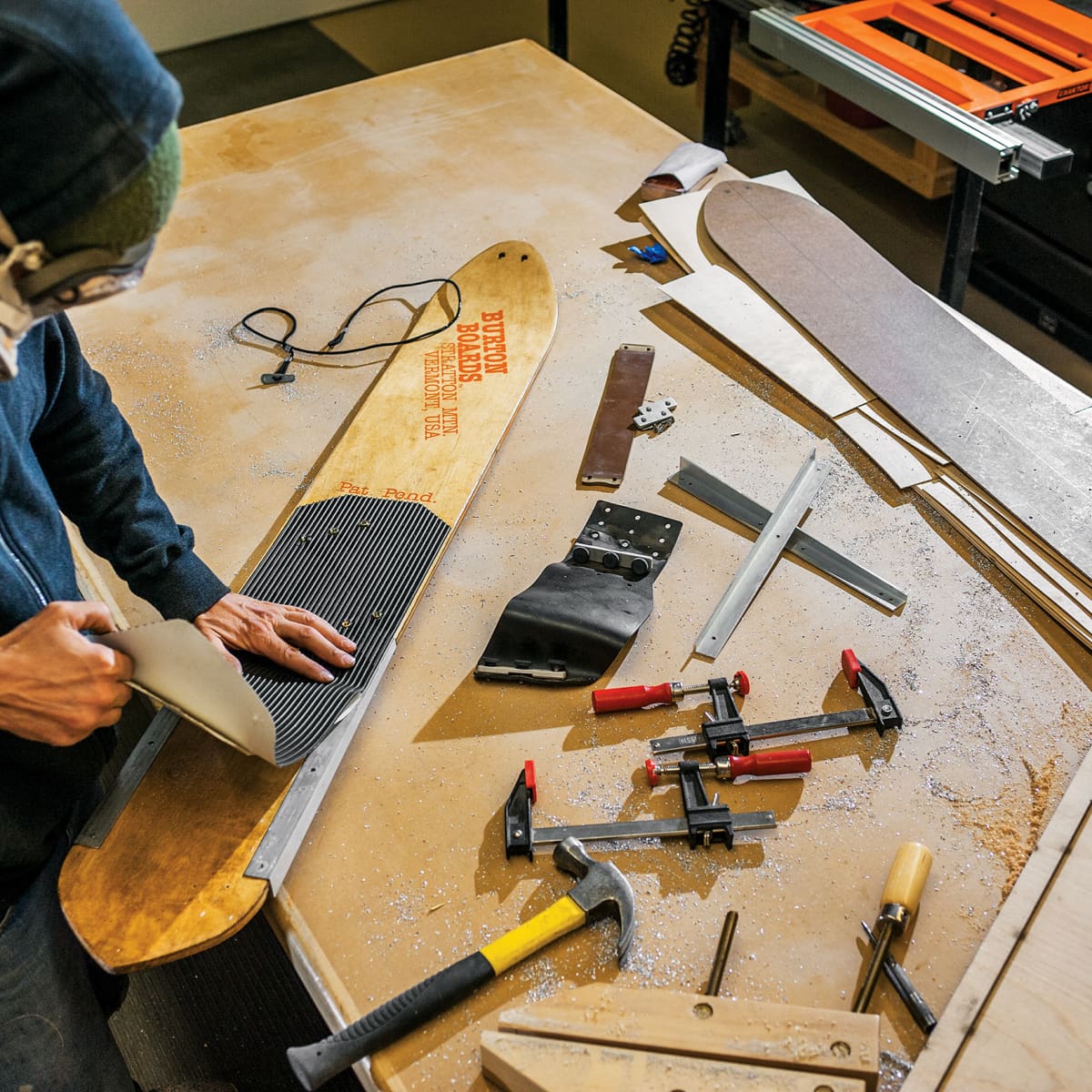 How A Counterfeit Vintage Snowboard Almost Sold For $21,700 