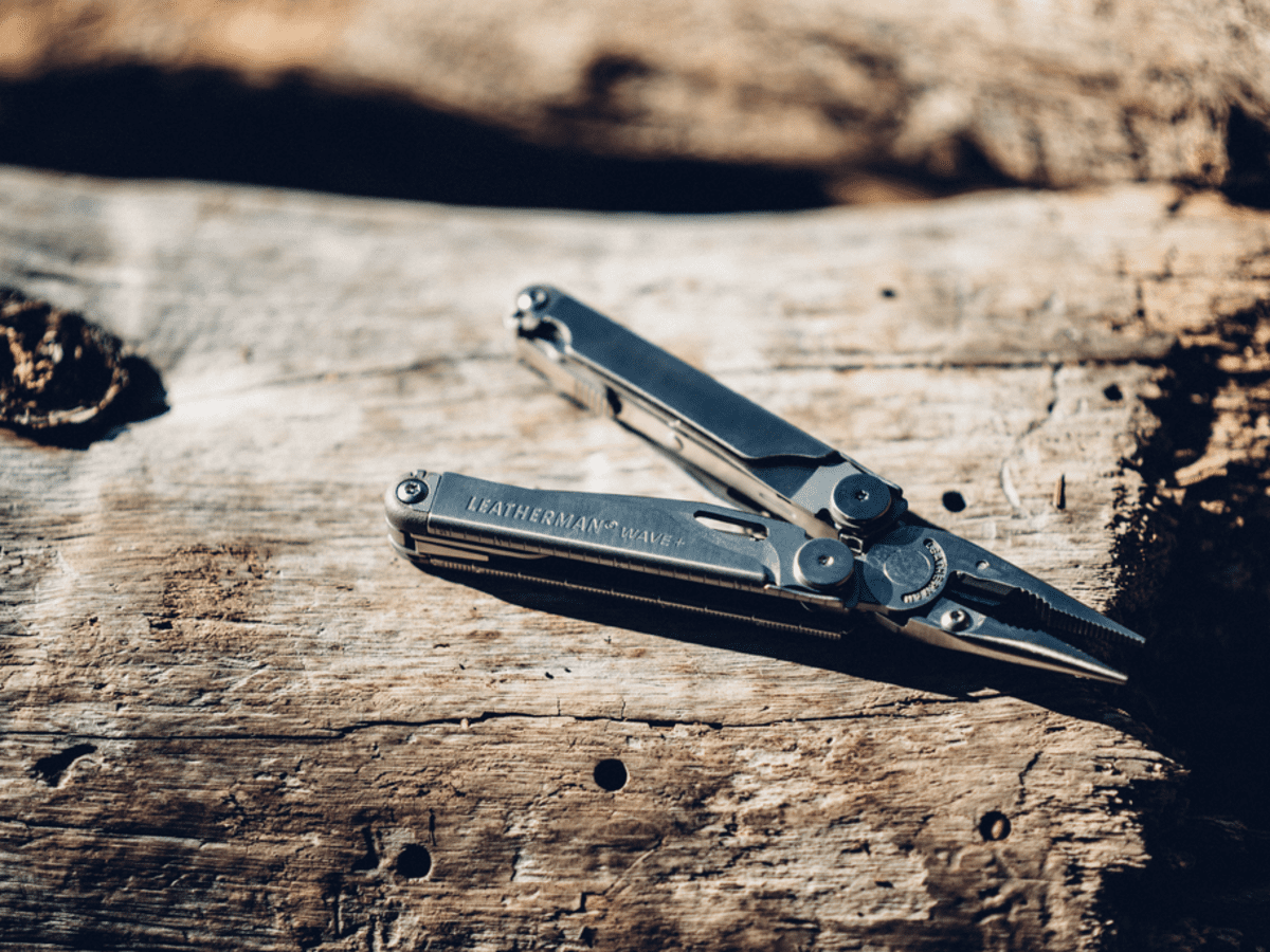Editor's Review: Leatherman Wave multi-tool - FREESKIER