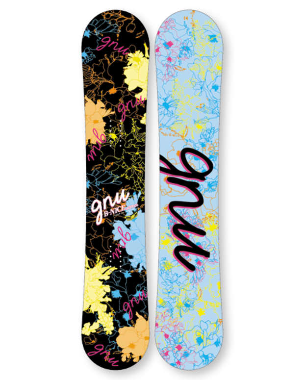 GNU B-Street Woman's Snowboard - Snowboarder