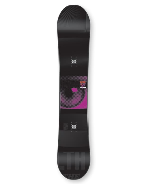 Nitro T1 Snowboard - Snowboarder