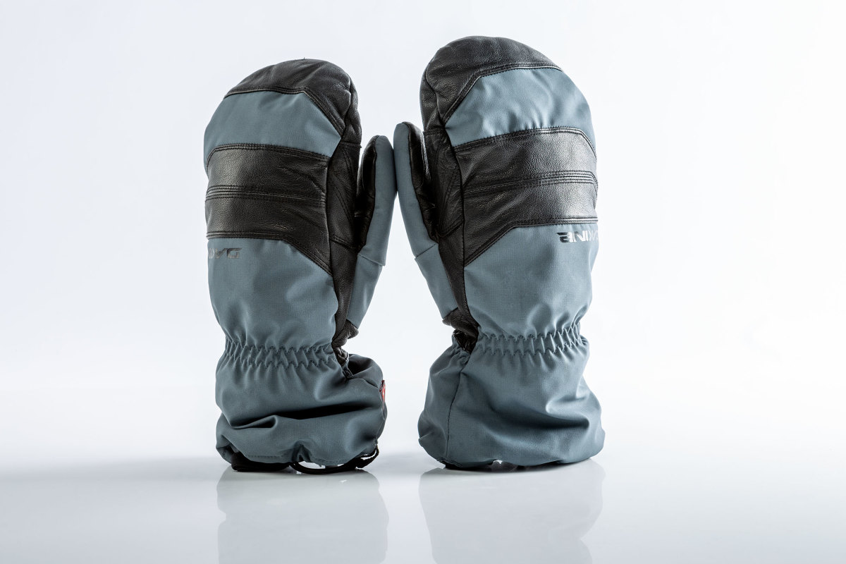 The Best Snowboarding Gloves and Mittens from 2018-2019 - Snowboarder
