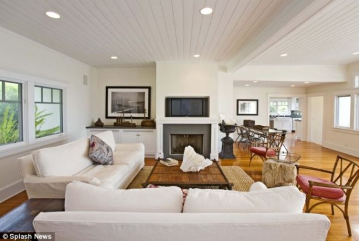 Shaun White Lists Two Neighboring Malibu Homes