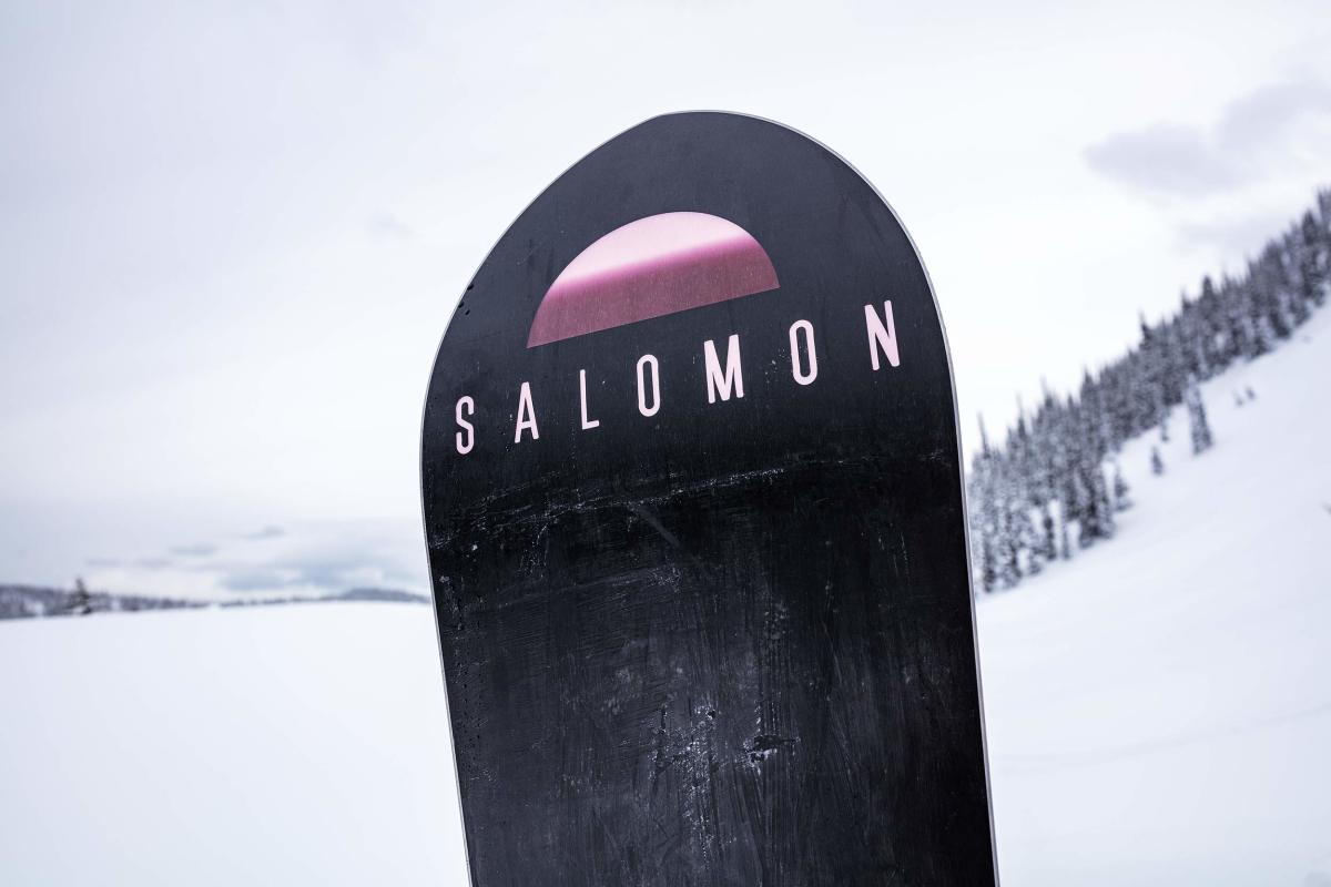 Salomon Pillow Talk: Powder Board Review 2019 - Snowboarder