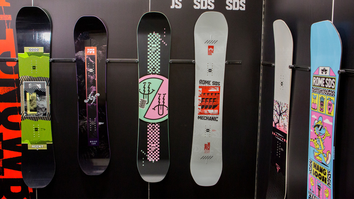 2020/2021 Gear Preview: Snowboards -
