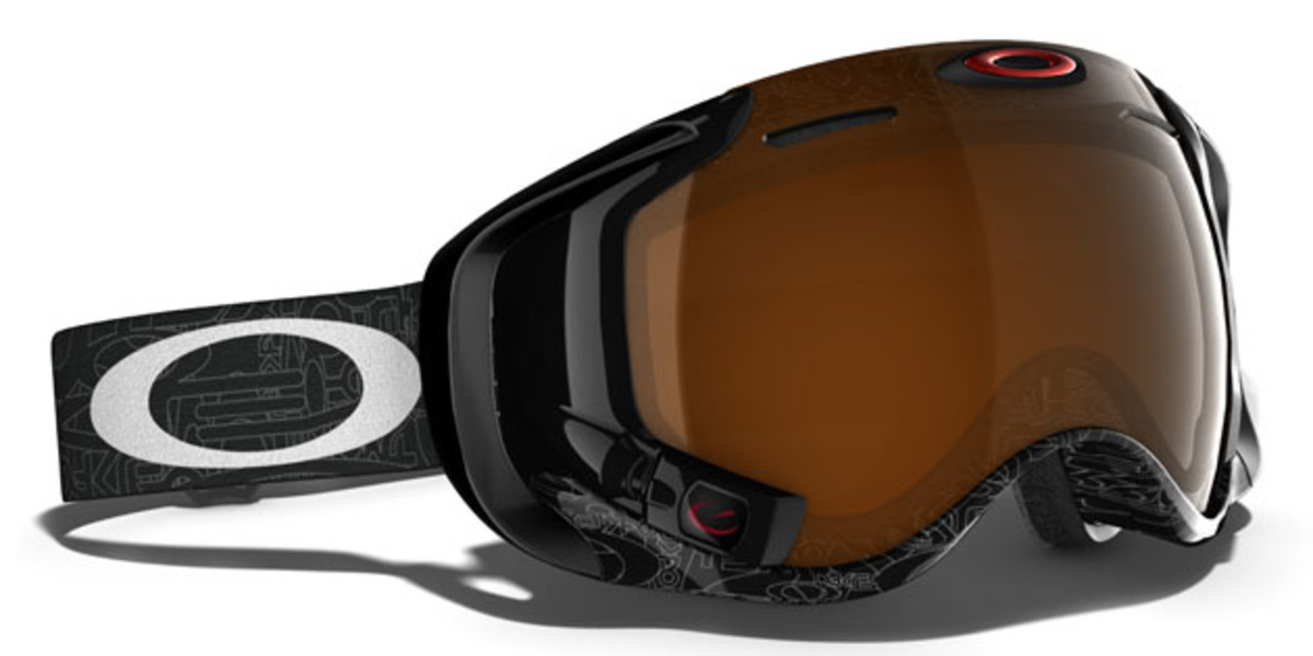 Oakley introduces the Airwave goggle with heads up display Snowboarder