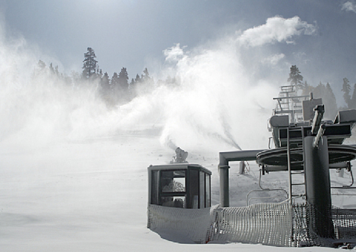 Bear Mountain Set to Open Tomorrow 10/30 Snowboarder